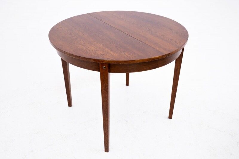 Dining set Poland, mid-20th century. After renovation.