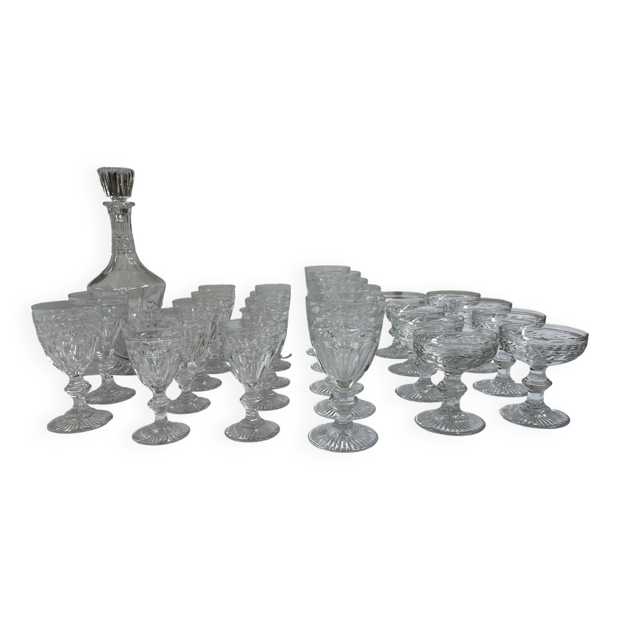 suite of 26 glasses + baccarat crystal carafe
