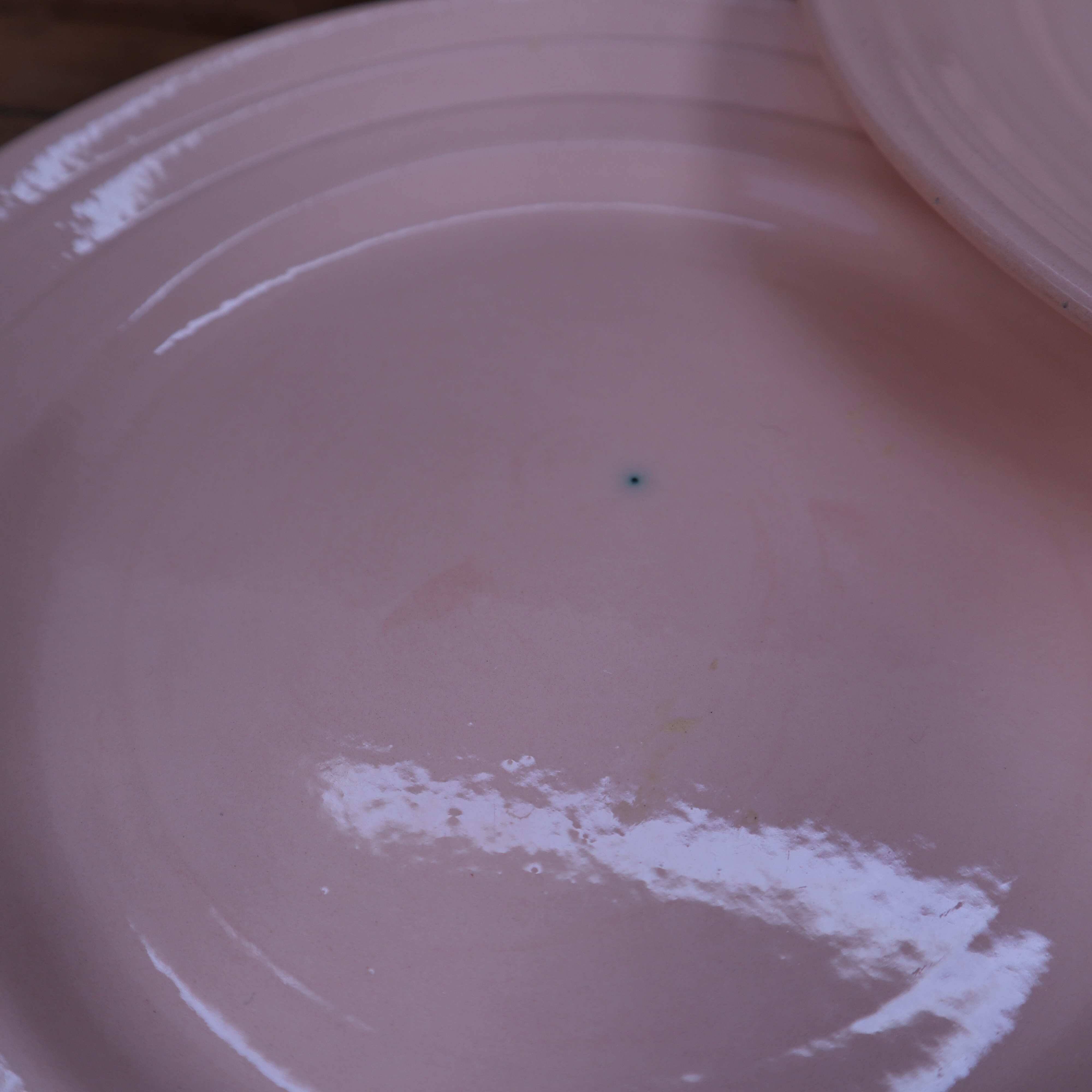 10 powder pink flat plates St Amand France