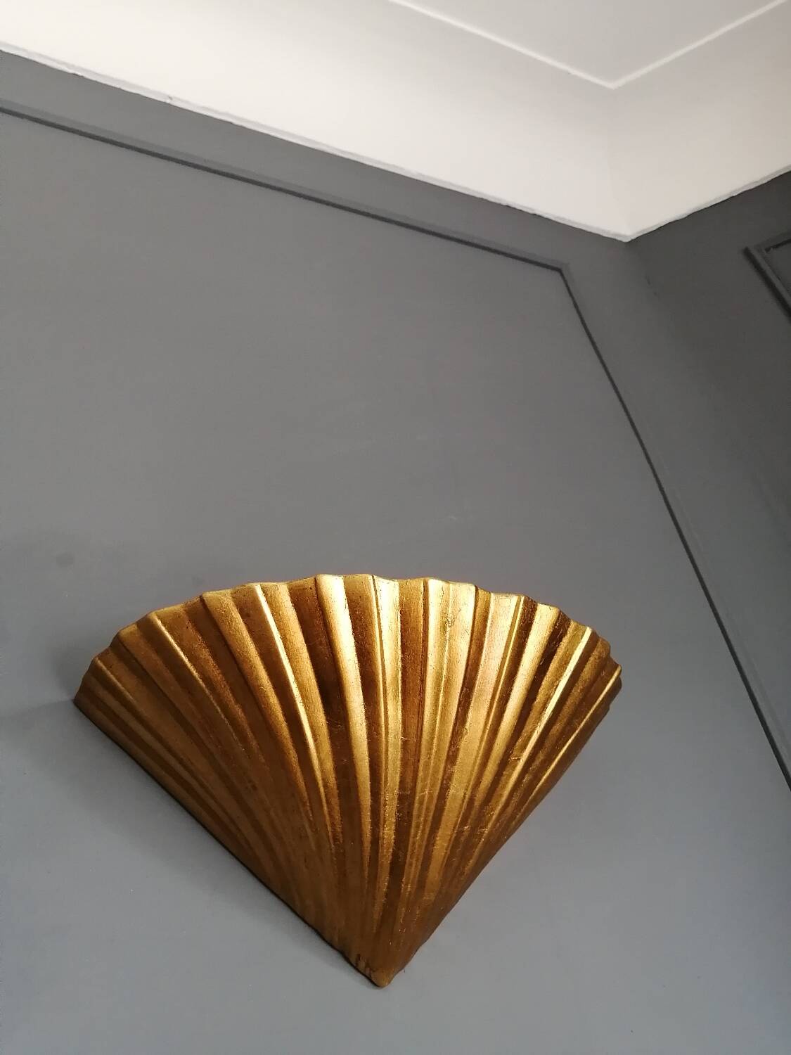 Vintage wall light