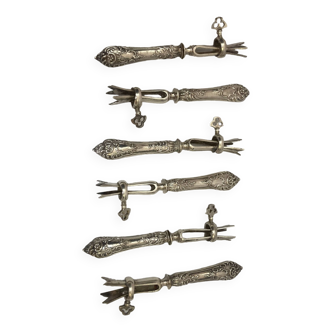 Silver duck sleeve clips, 19th century neck brace