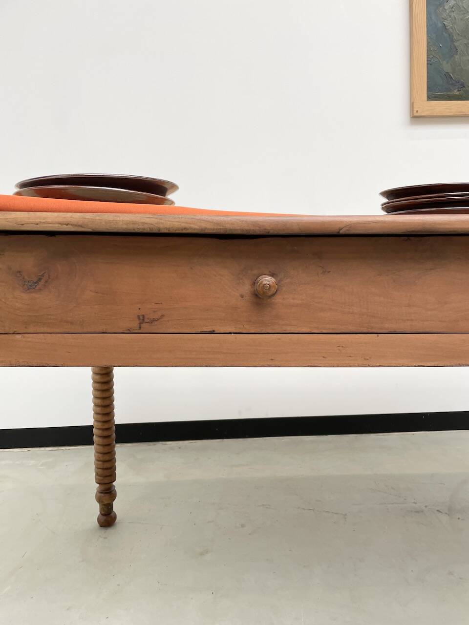 Walnut silk table 1900