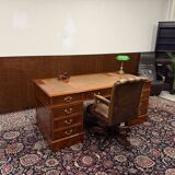 Classic English Desk with Brown Leather