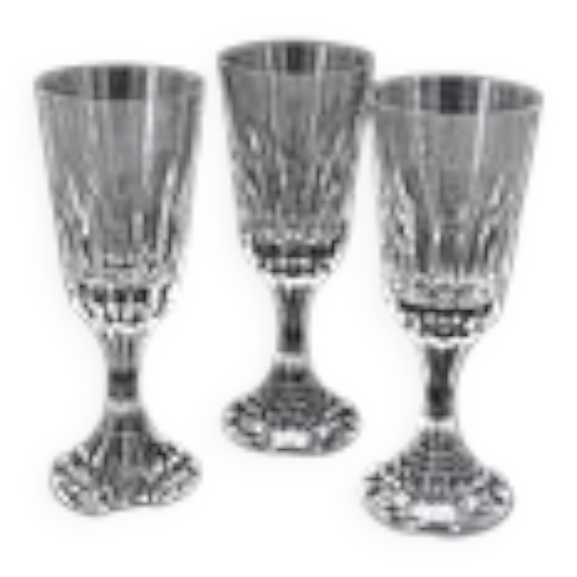 Baccarat Assas model, 3 wine glasses, crystal, signed, 17.9 cm, excellent condition.