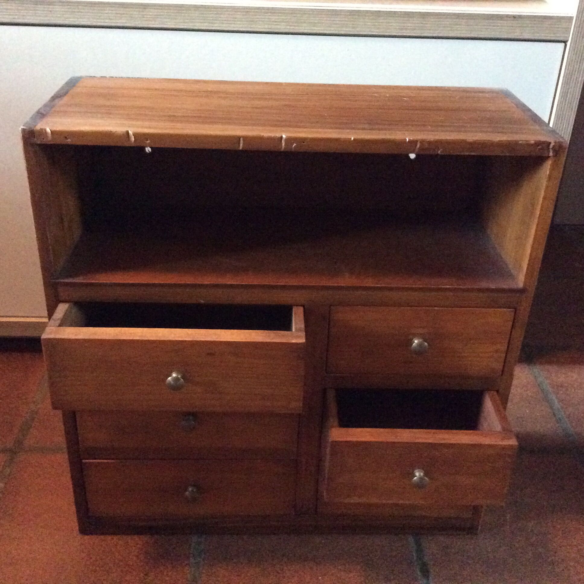 Meuble de rangement layette