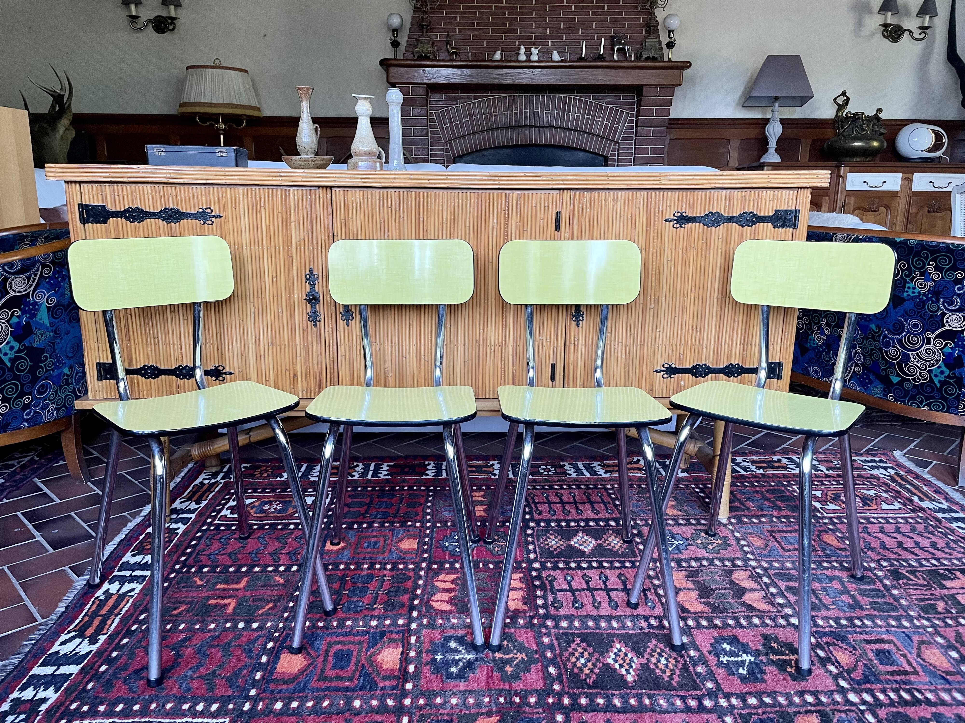 Chaises en formica 1960