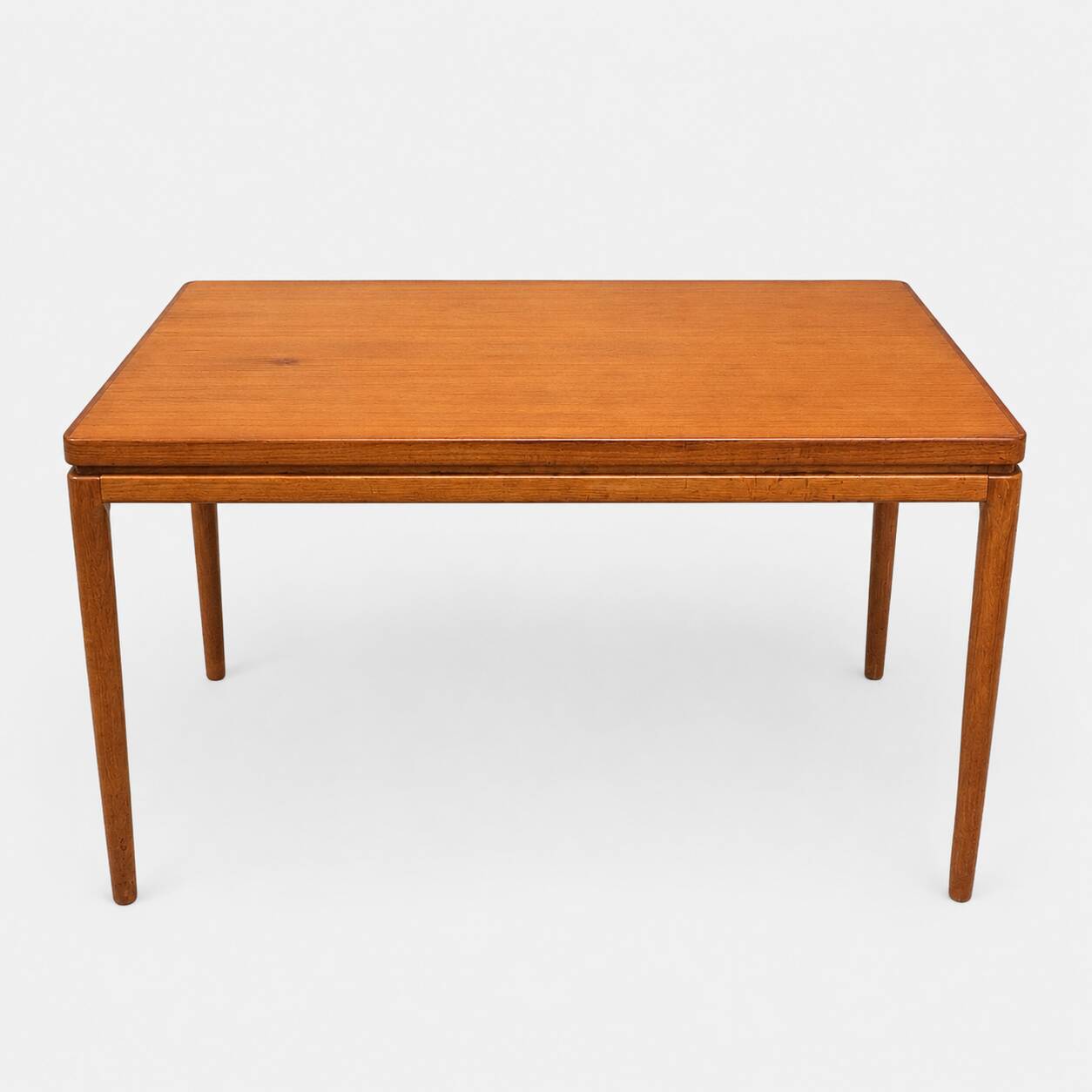 Vintage extendable teak dining table – Scandinavian design
