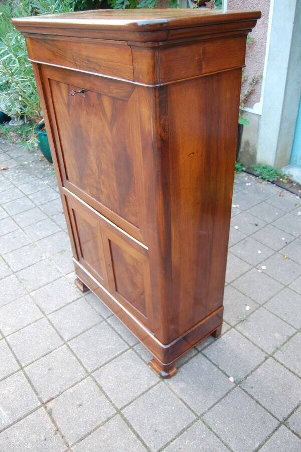 Louis Philippe period walnut secretary from the 19th century