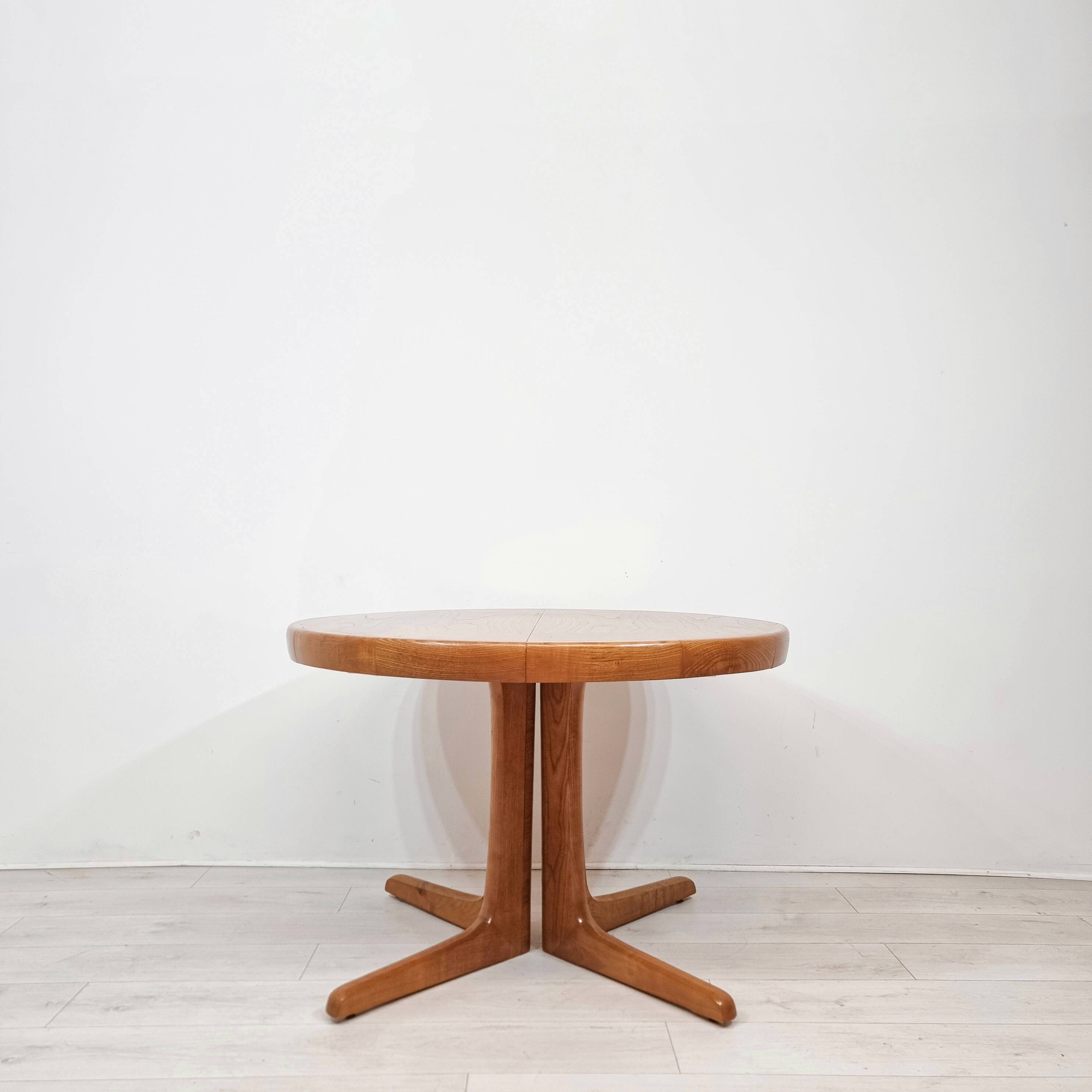 Baumann solid elm dining table