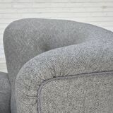 1950s, Danish relax chair by Fritz Hansen, model 1518, grey furniture wool.