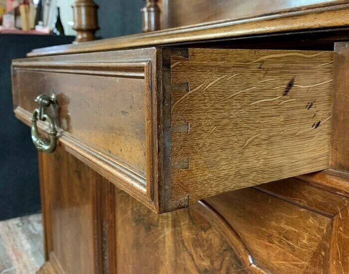 Parisian Louis Philippe period walnut bookcase sideboard circa 1830