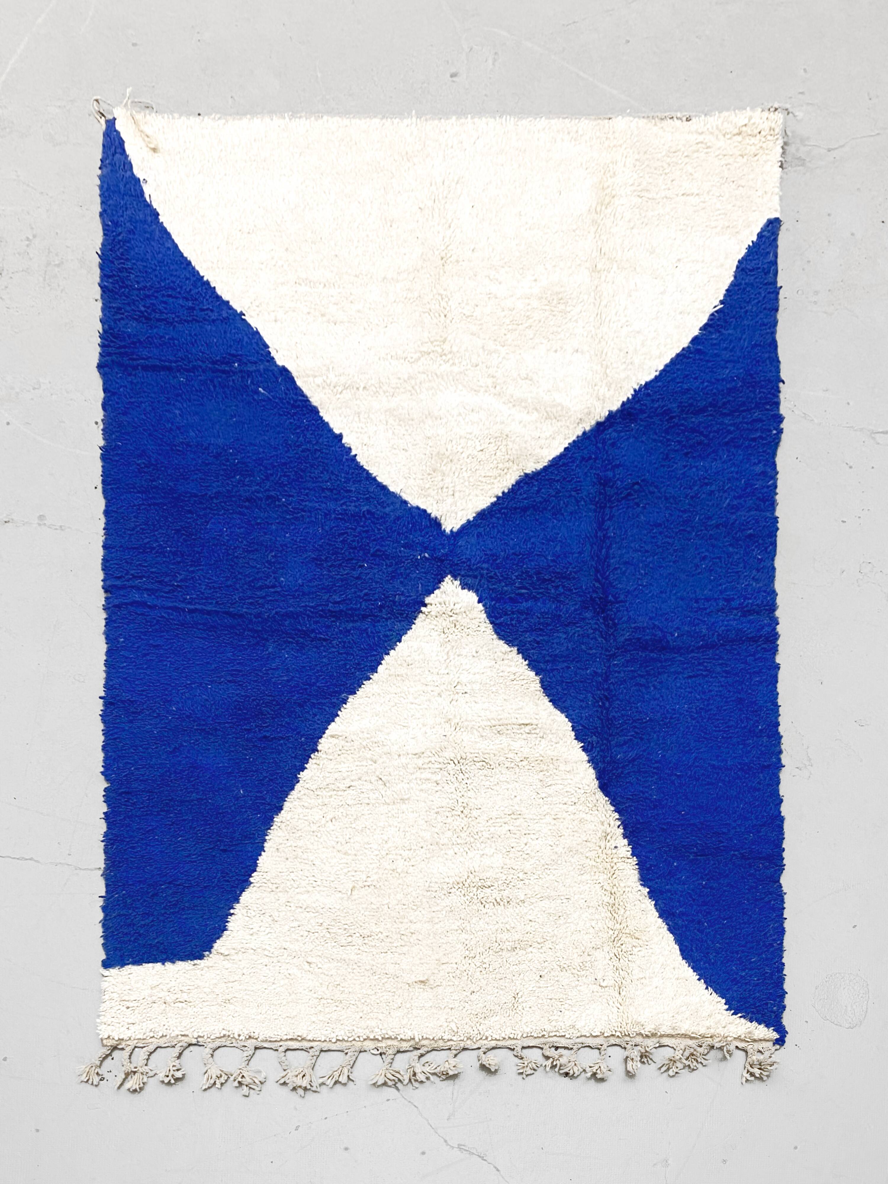 Moroccan Berber Beni Ouarain rug with blue patterns, 2.40x1.60m