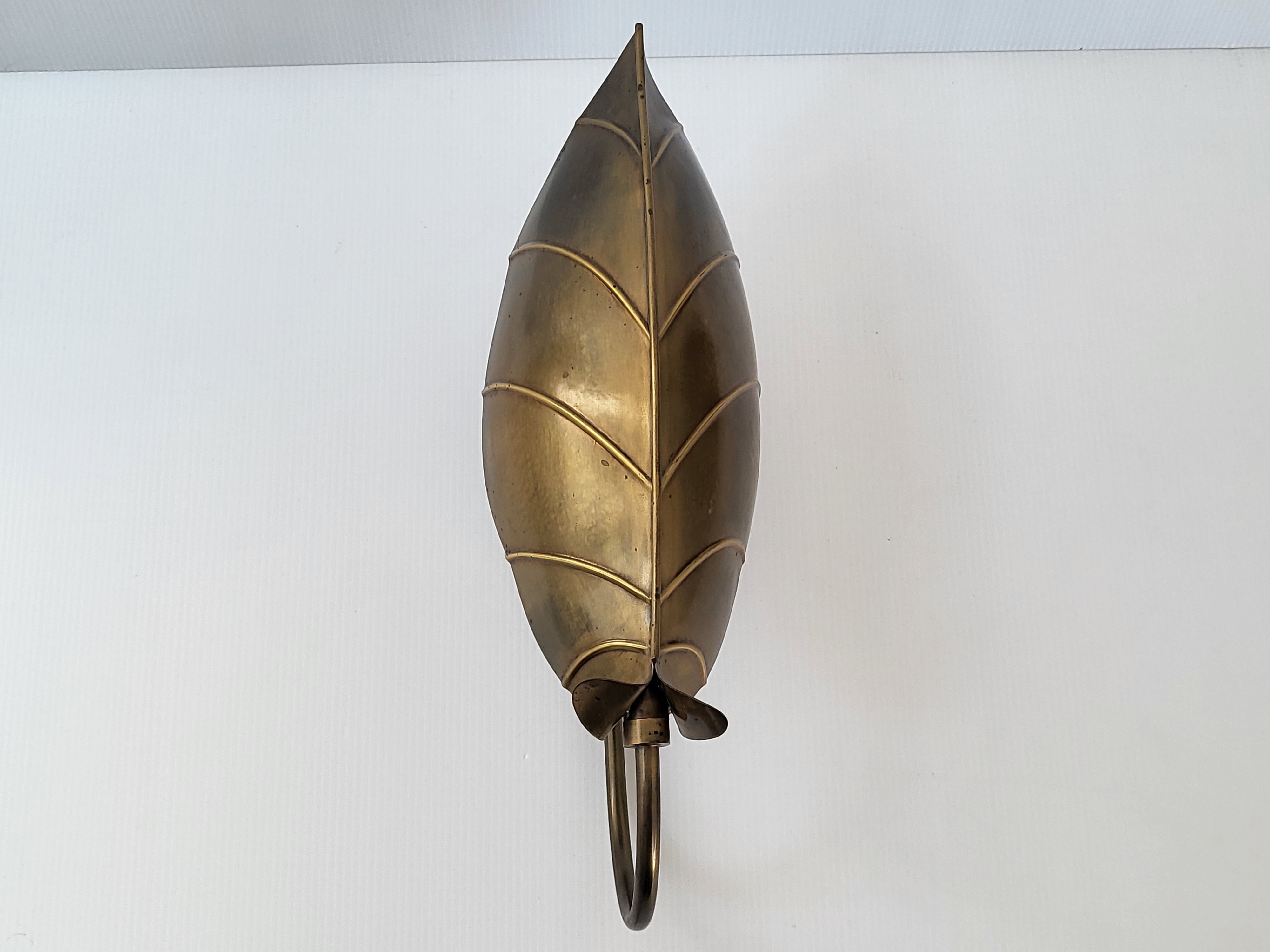 Vintage leaf wall lamp 1970