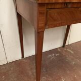 Bureau de dame en bois de rose de style Louis XVI XIX siècle