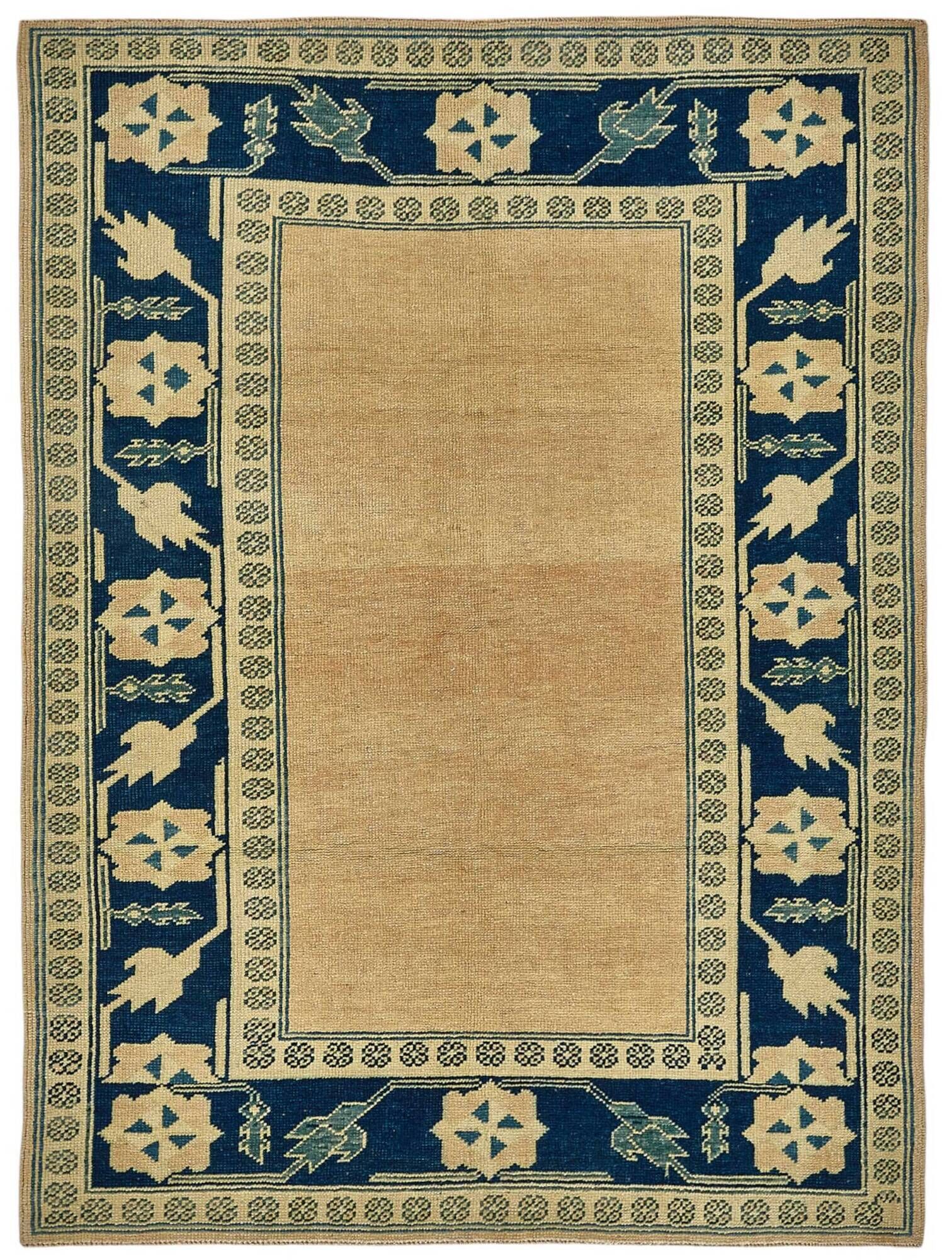 Turkish Vintage Anatolian Rug 142 cm x 192 cm