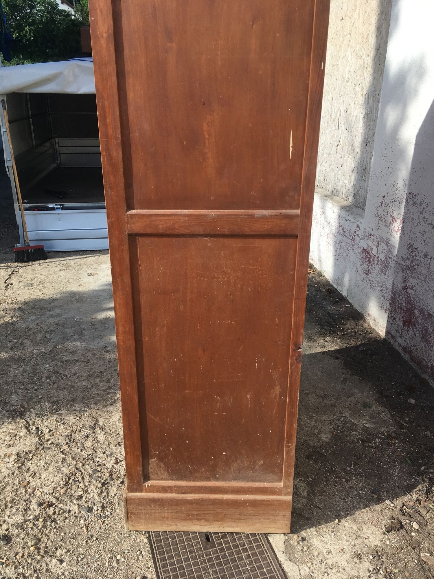 Parisian wardrobe/wardrobe with sliding doors