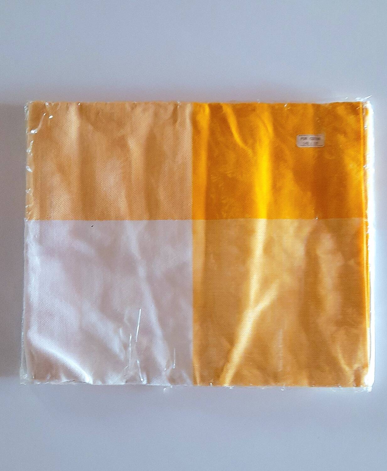 Rectangular checkered tablecloth 60s