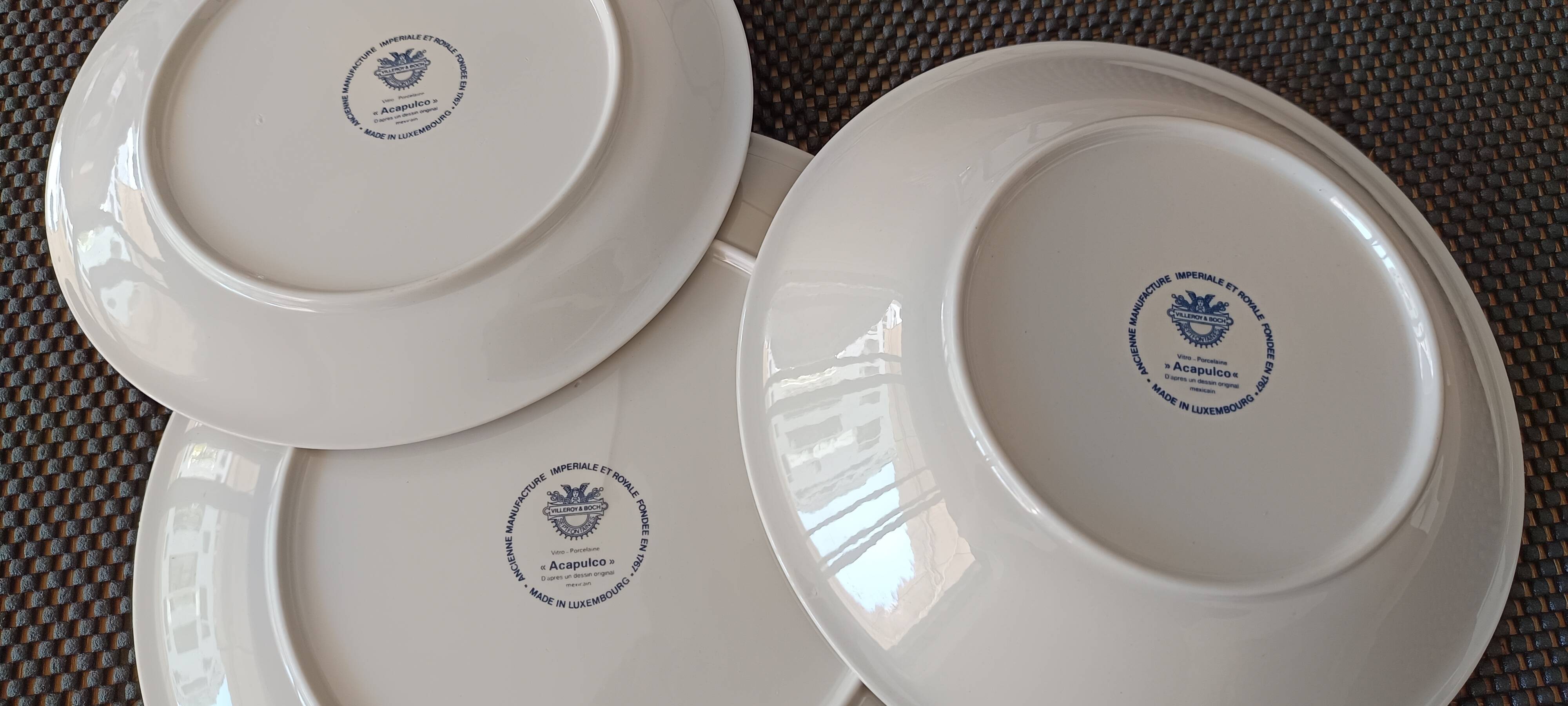 Villeroy & Boch dinner service – Acapulco model (1970s, blue stamp)