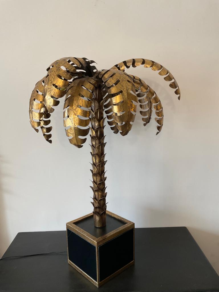 Palm lamp