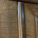 Parisian oak cabinet with pegs