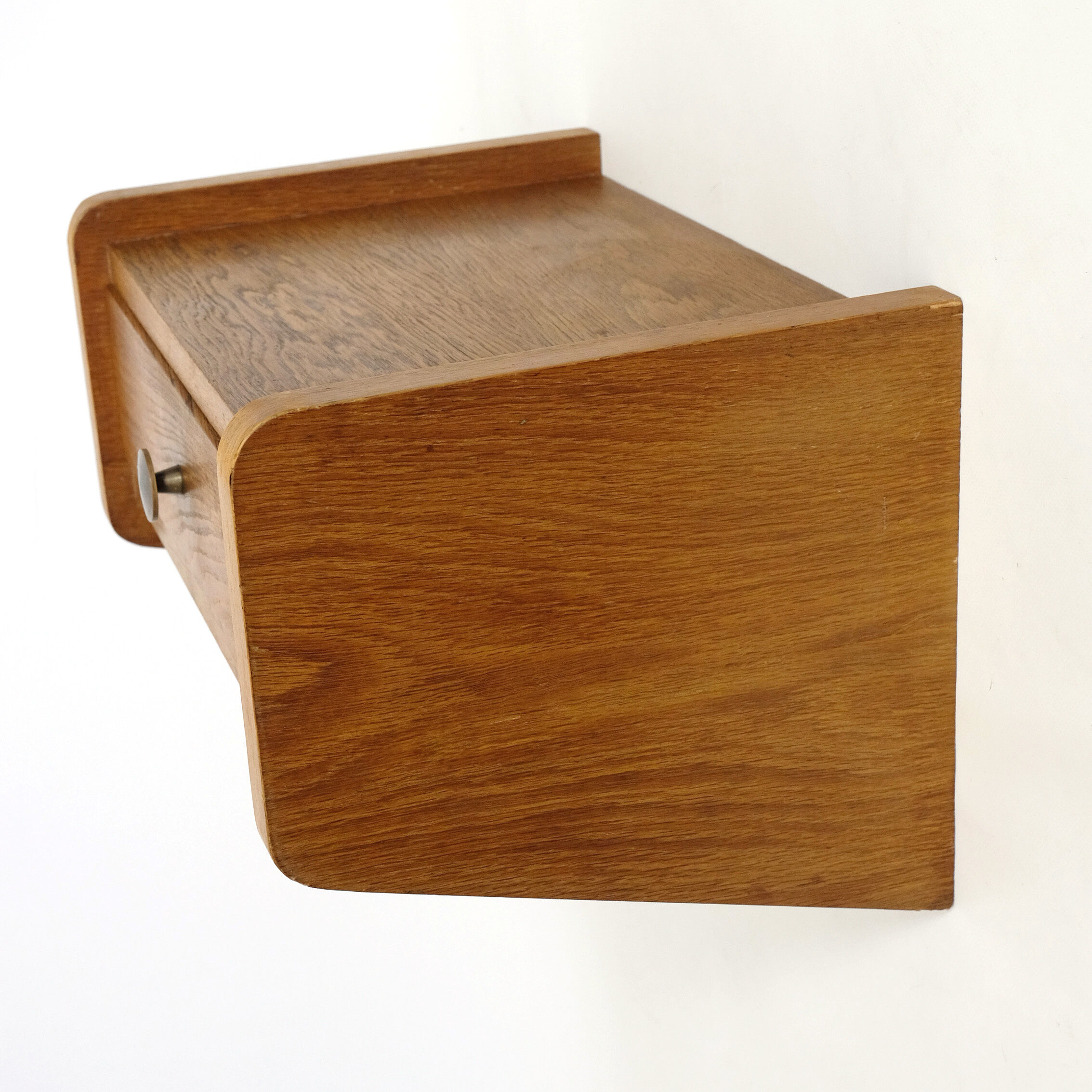 Small bedside to hang from a drawer of the 50s.