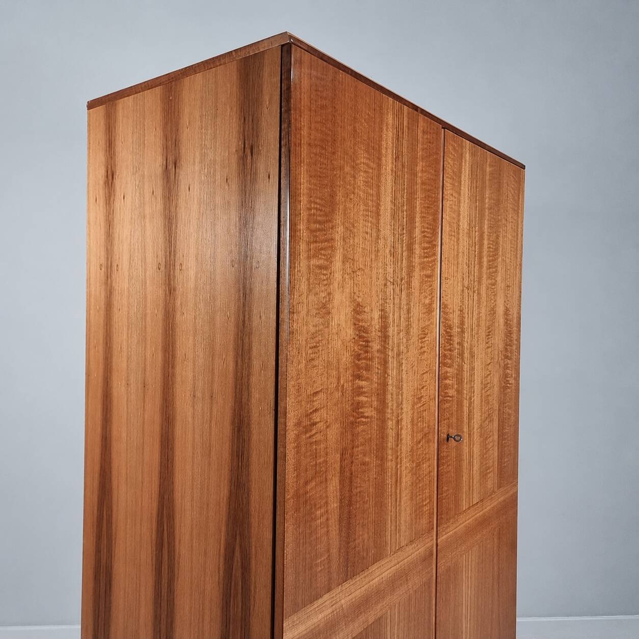 Vintage Wardrobe by Francisek Mezulanik, 1960s