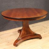 Great 20th century mahogany table