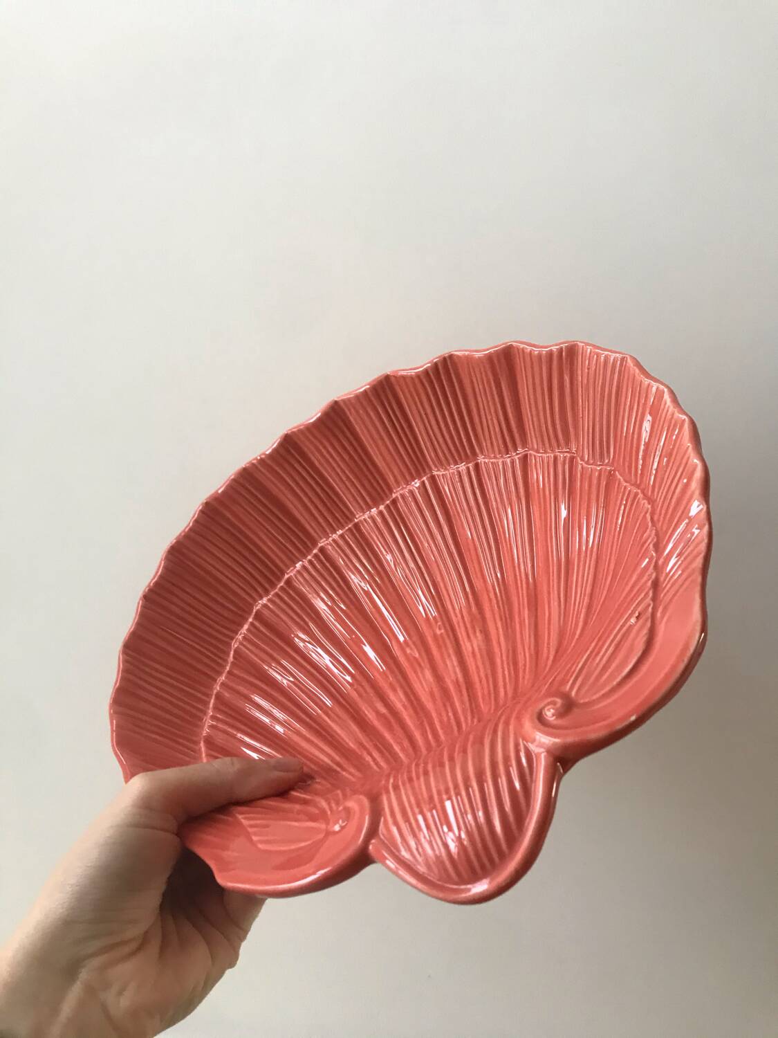 Large pink shell dish Made in Italy vintage