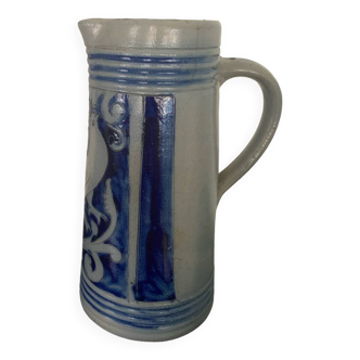 Pitcher