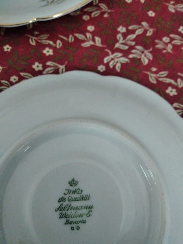 4 cups and saucers in Bavaria porcelain