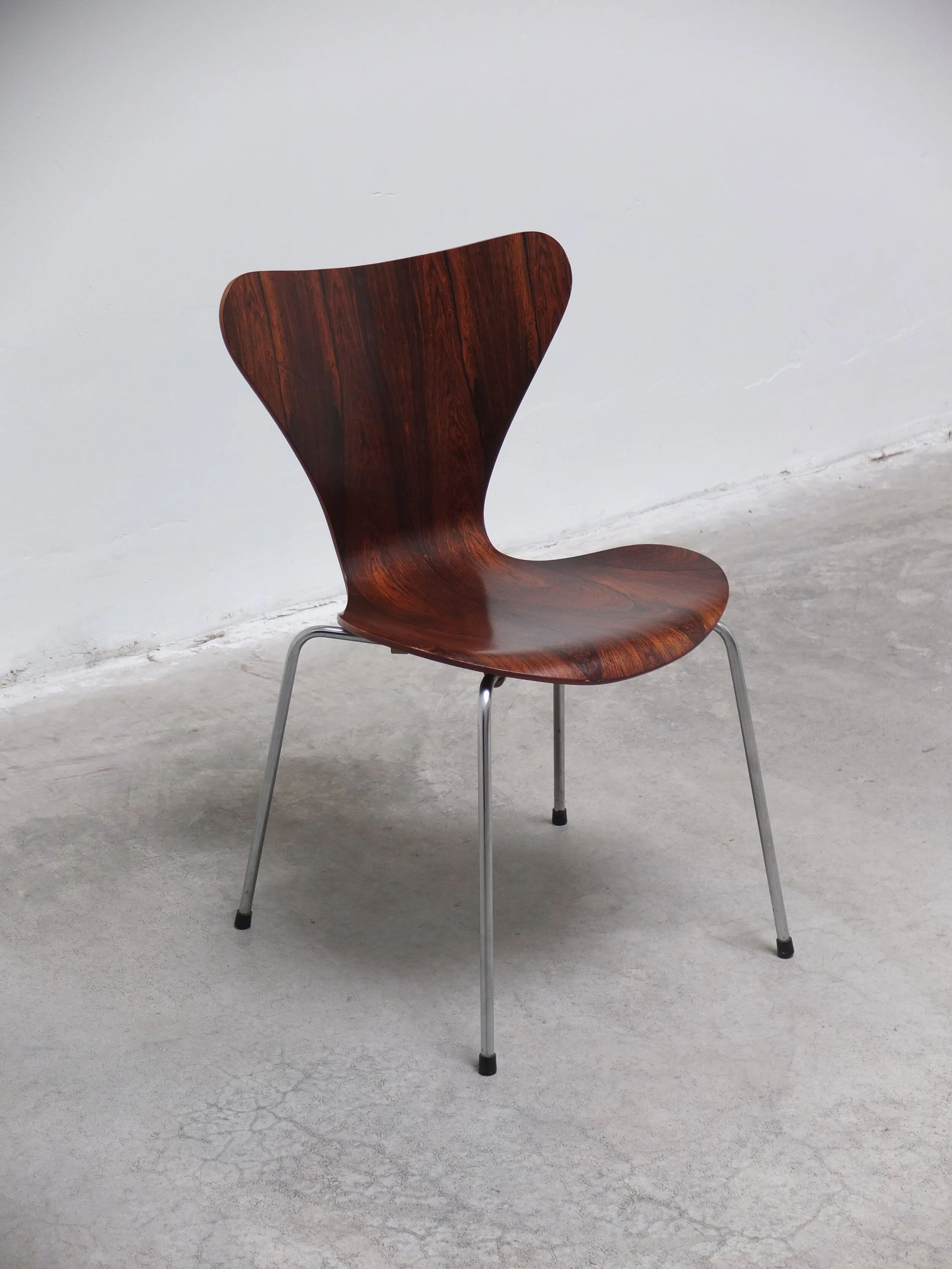 Rosewood 'Series 7' side chair by Arne Jacobsen for Fritz Hansen, 1973
