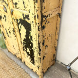 Ancienne armoire d’atelier patine d’origine