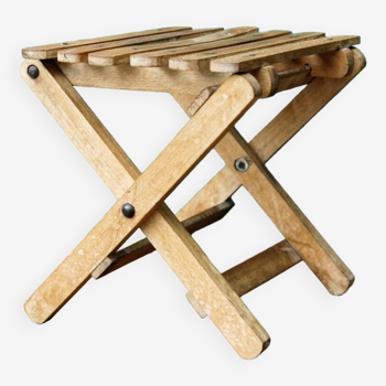 Folding slatted wood stool