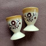 Retro egg cups 💐