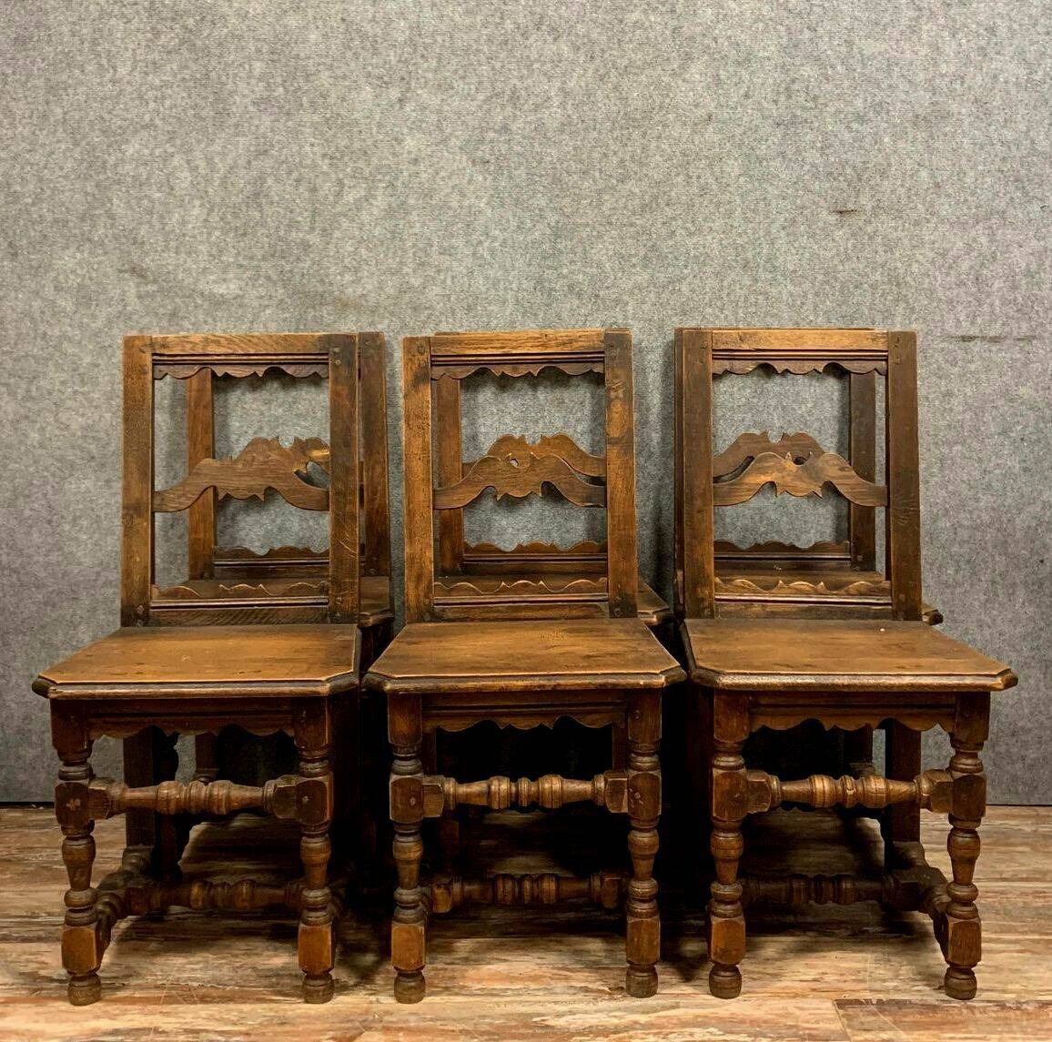 Set of 6 Lorraine chairs in solid oak circa 1850
