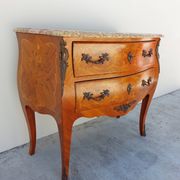 Louis XV chest of drawers in rosewood marquetry
