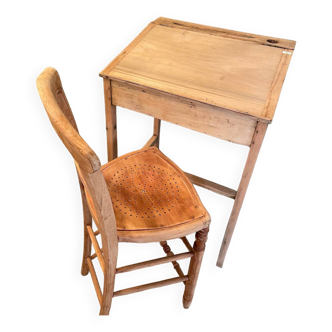 Ensemble bureau pupitre et chaise haute
