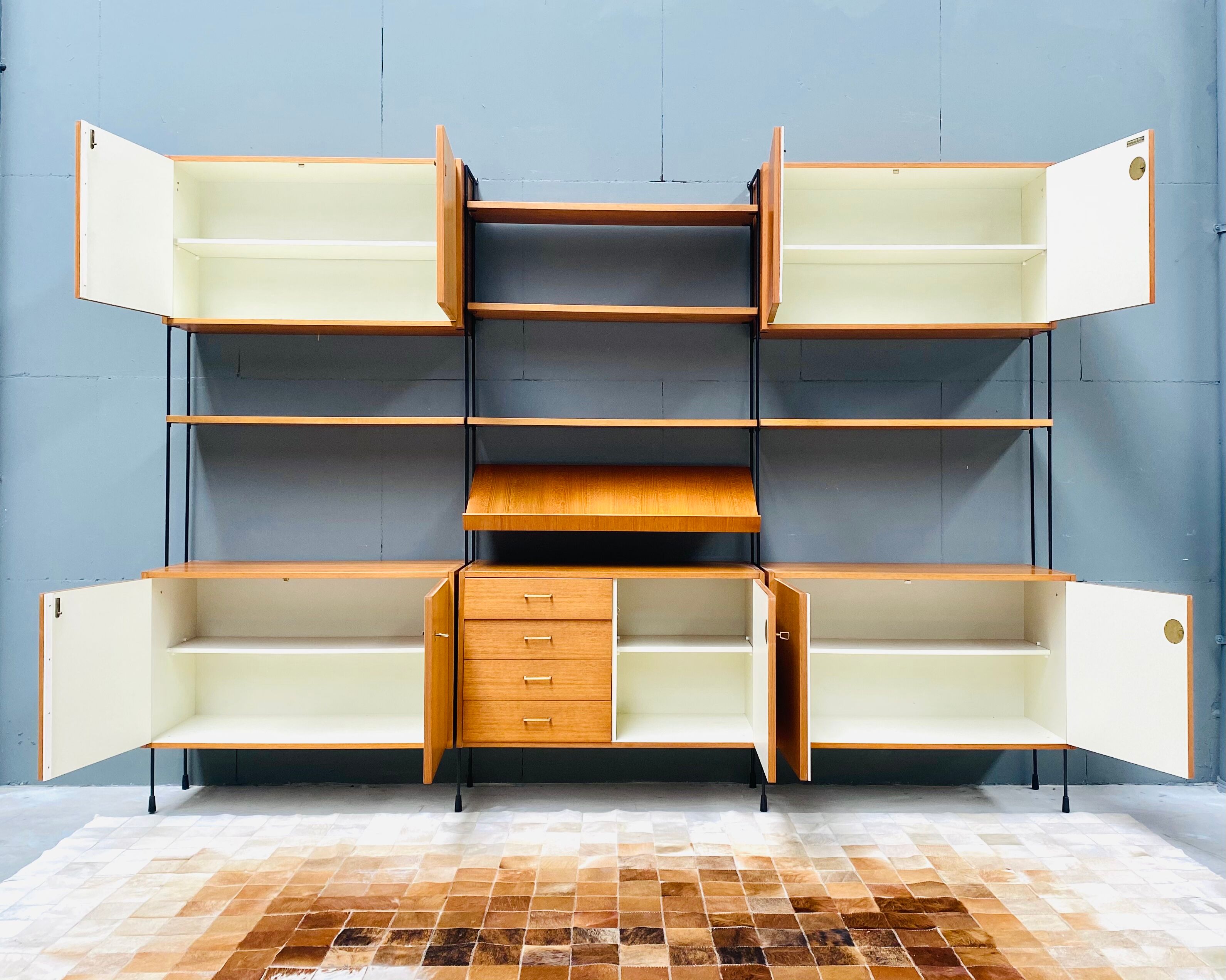 Shelf by Dieter Hilker for Omnia, 1960s.