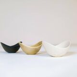 Mid-century modern ceramic set of 3 bowls by Gunnar Nylund, Rörstrand, Sweden.