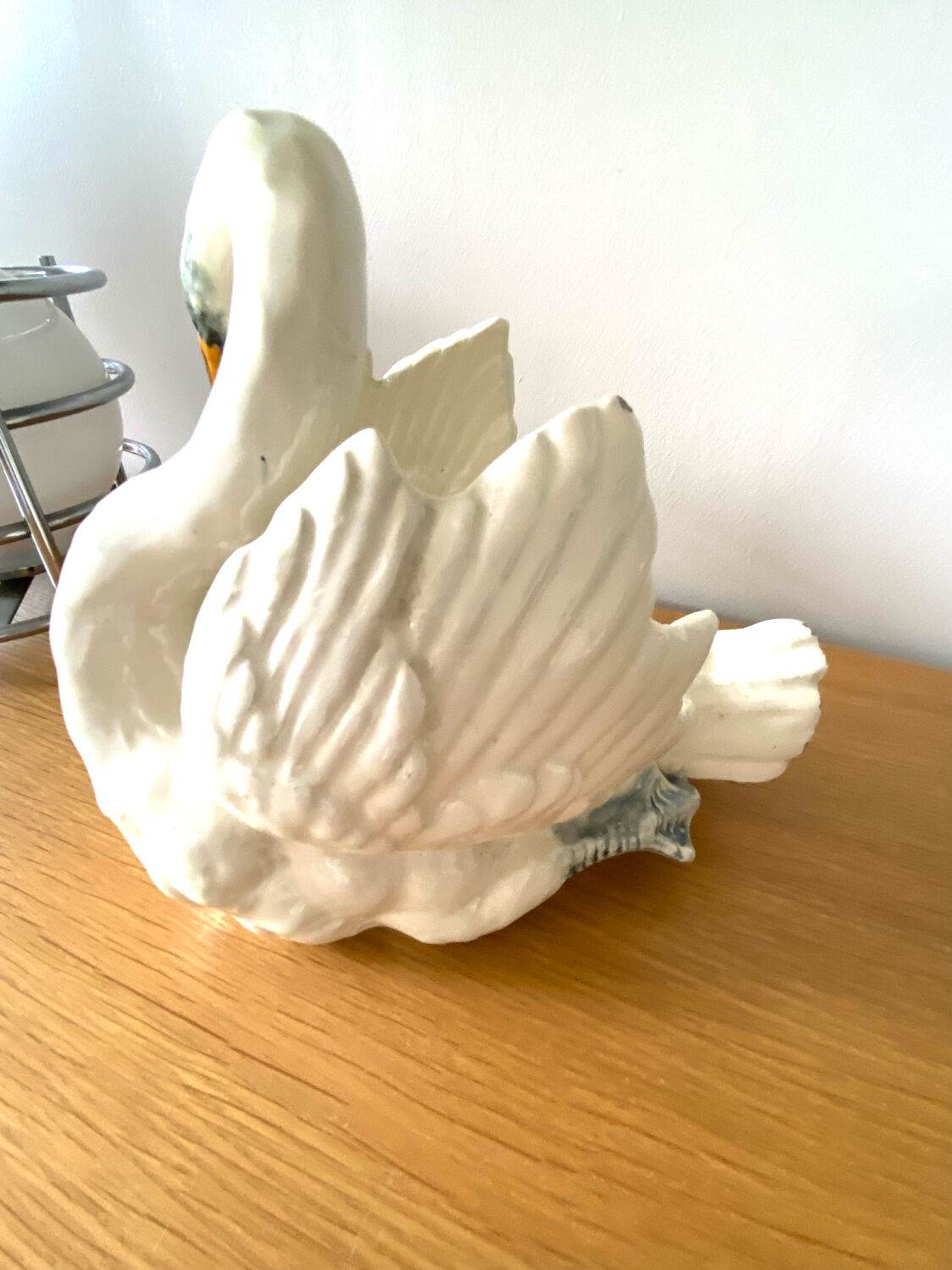 Ceramic Swan Cache Antique Pot Design Slip Empty Antique Pocket