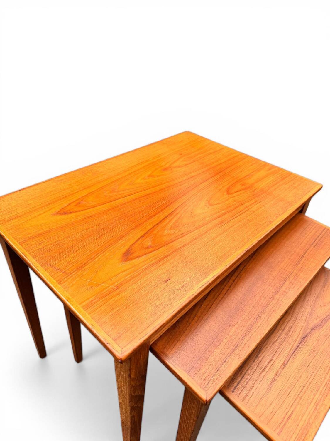 Tables gigognes scandinaves:  Kvalitet Funktion Form. Vintage 60’s