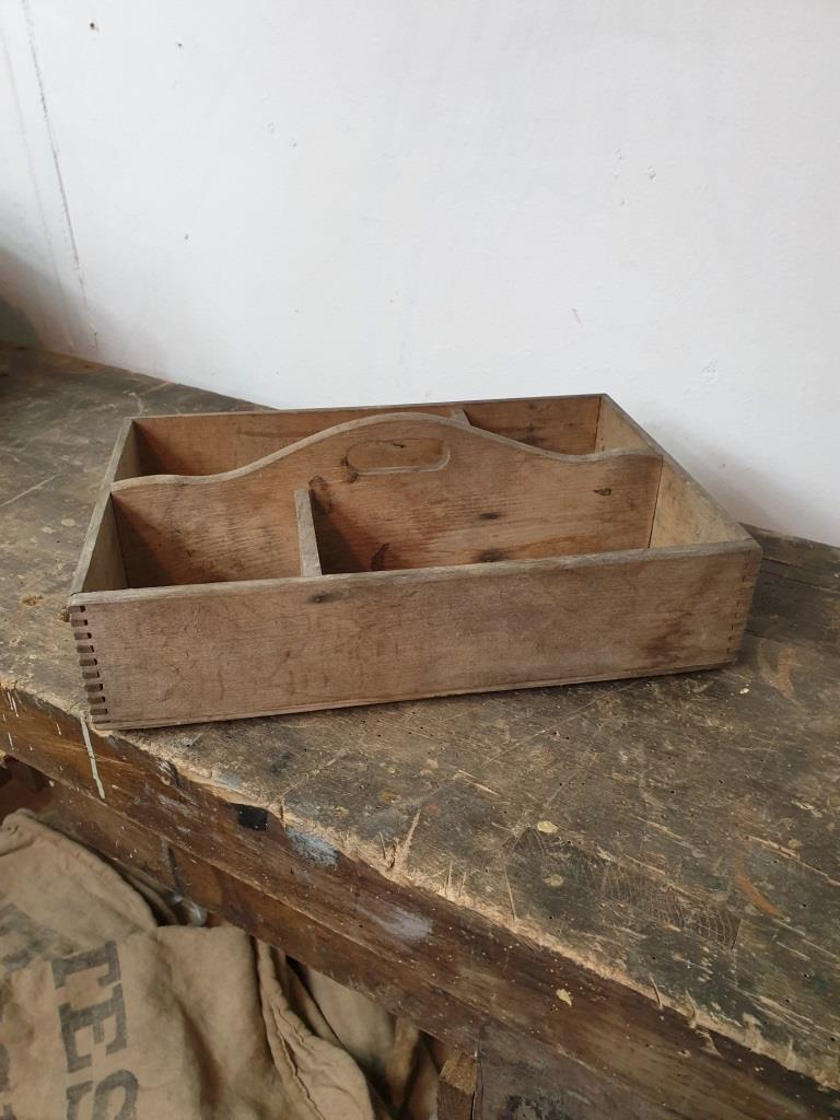 Wooden crate
