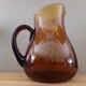Carafe en verre couleur ambré