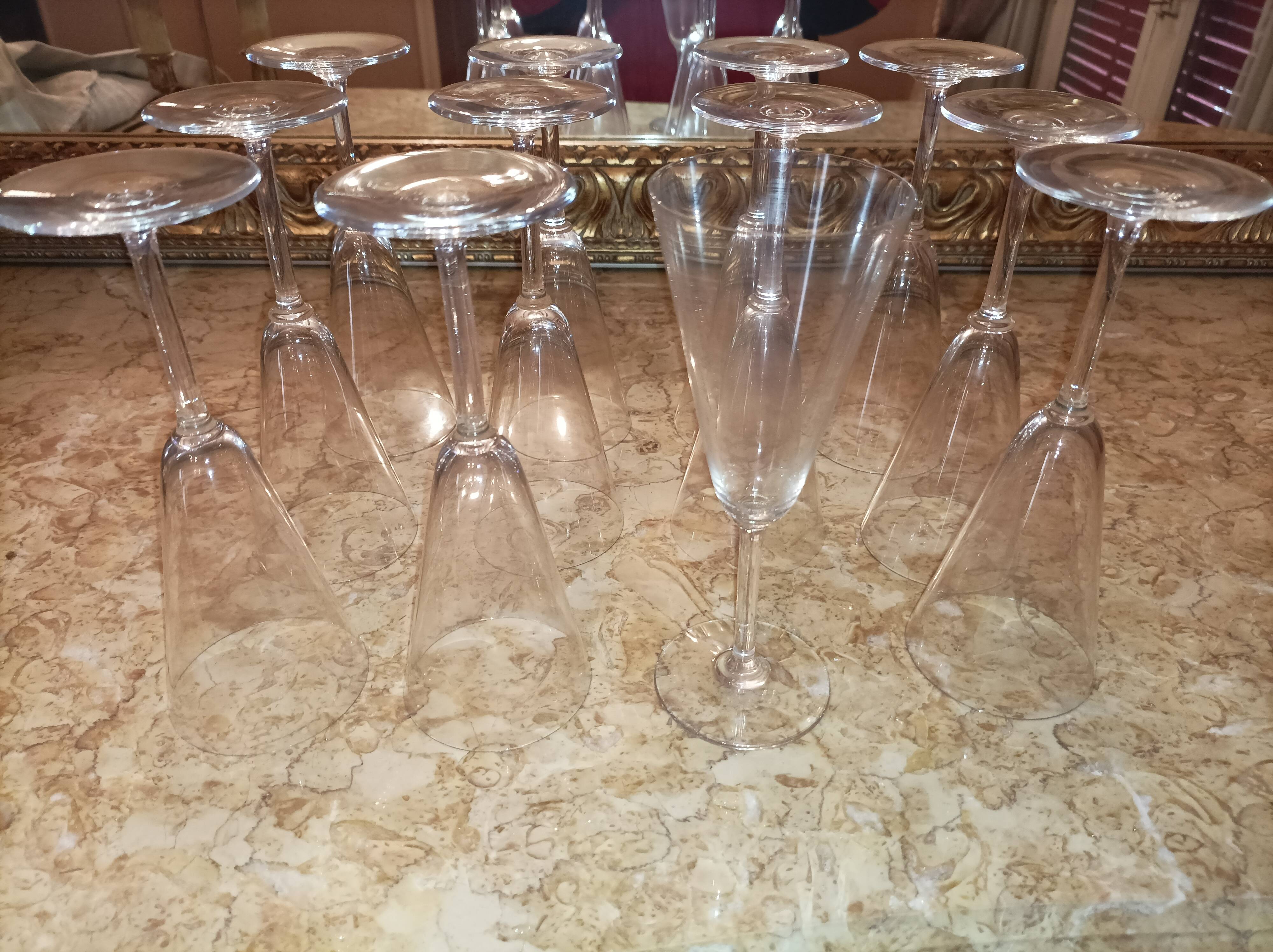 12 Baccarat champagne flutes no. 100-192