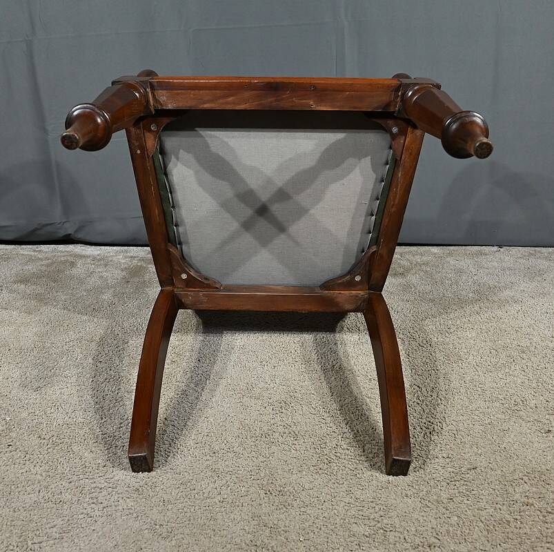 Armchair with Mahogany Crosses, Victorian period, England – 2nd part 19th century