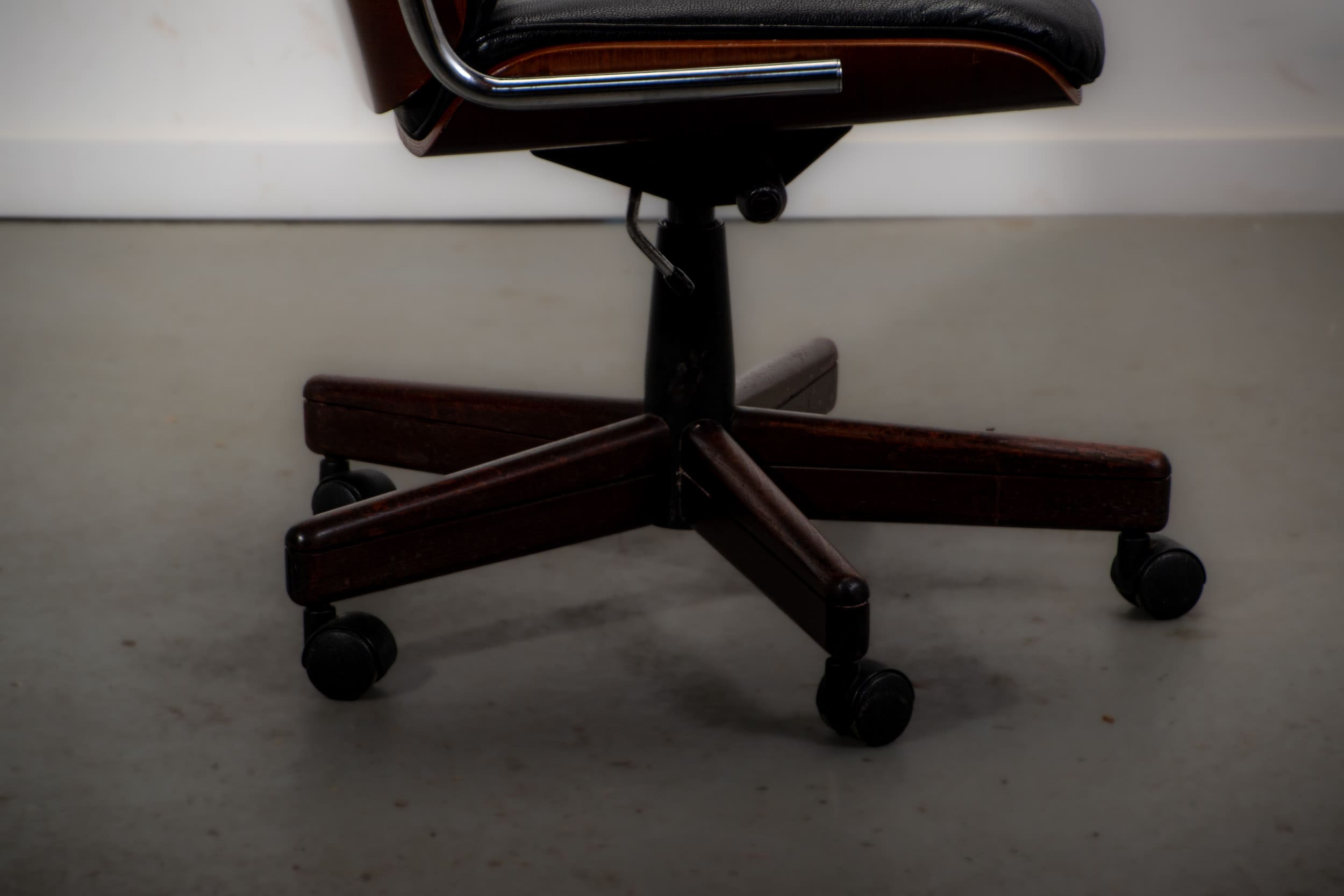 Office chair designed by Karl Dittert by Giroflex, circa 1980