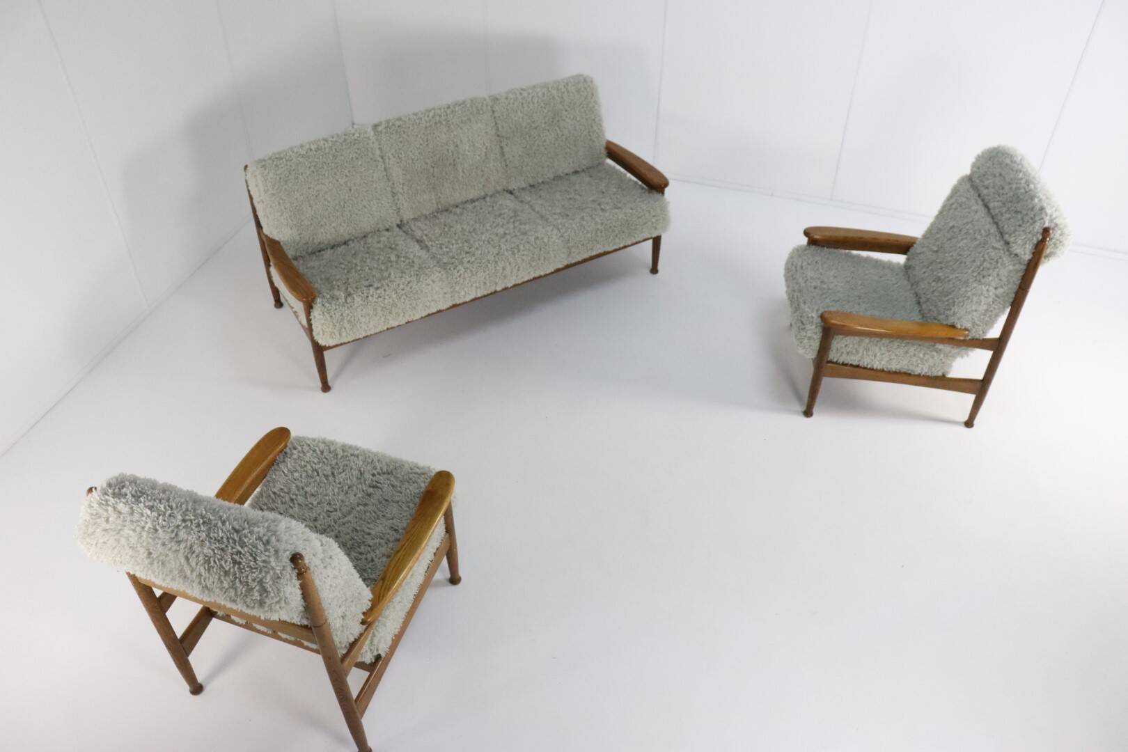 Set van designer bank + 2 fauteuils 'Sliedrecht' - opnieuw bekleed