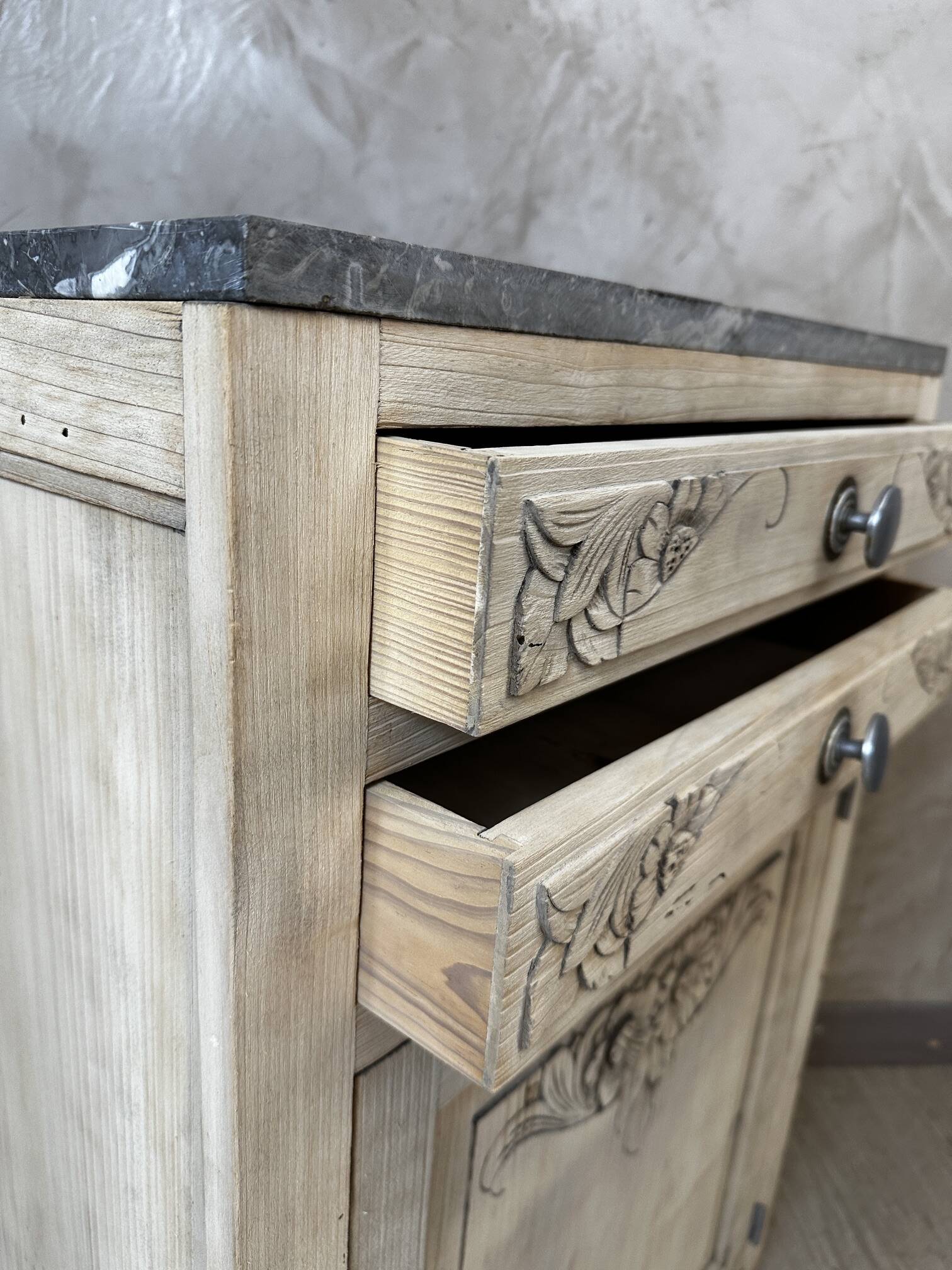 Art Deco furniture