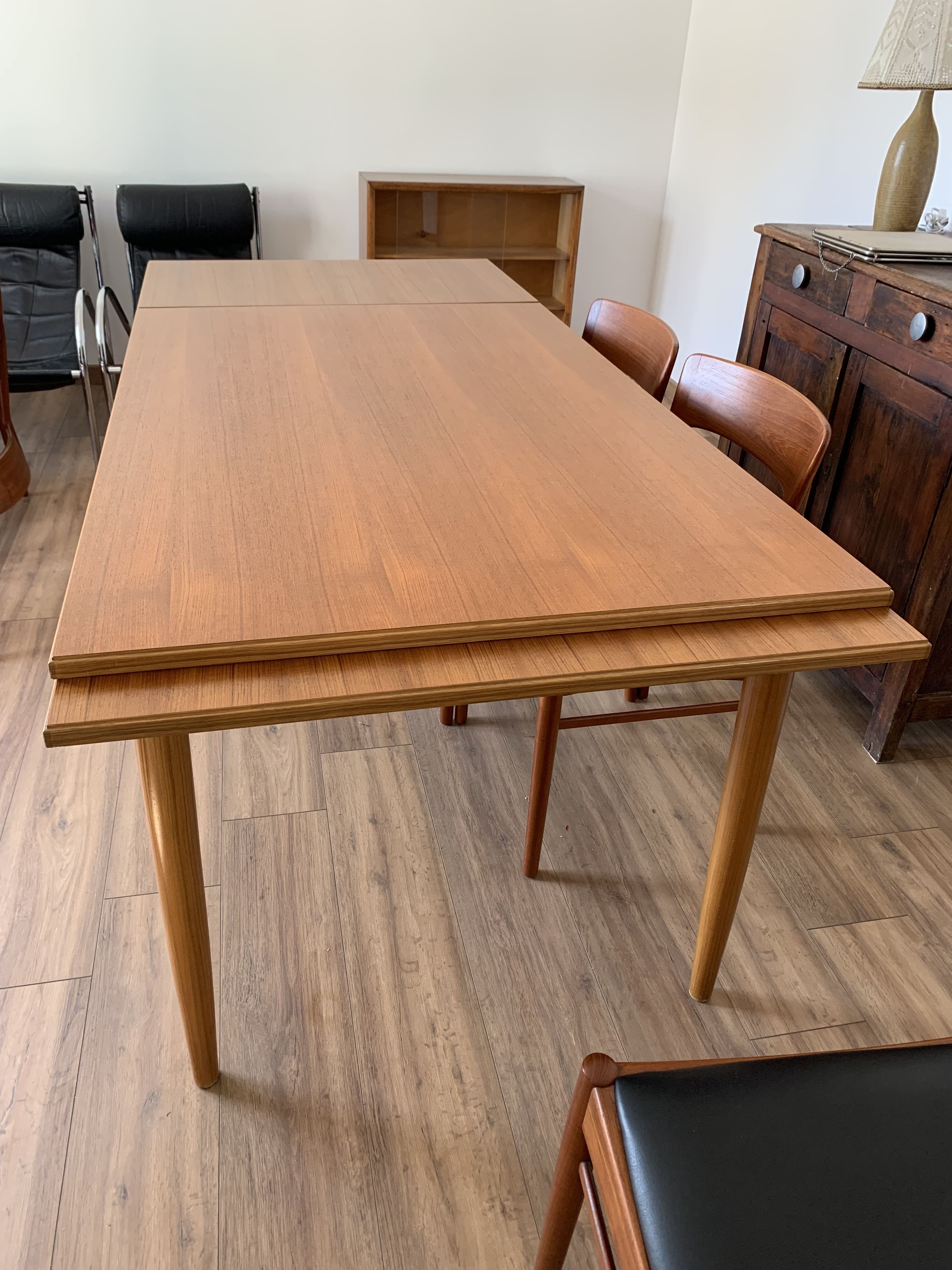 Dining room table "wallet" - 2M40 unfolded