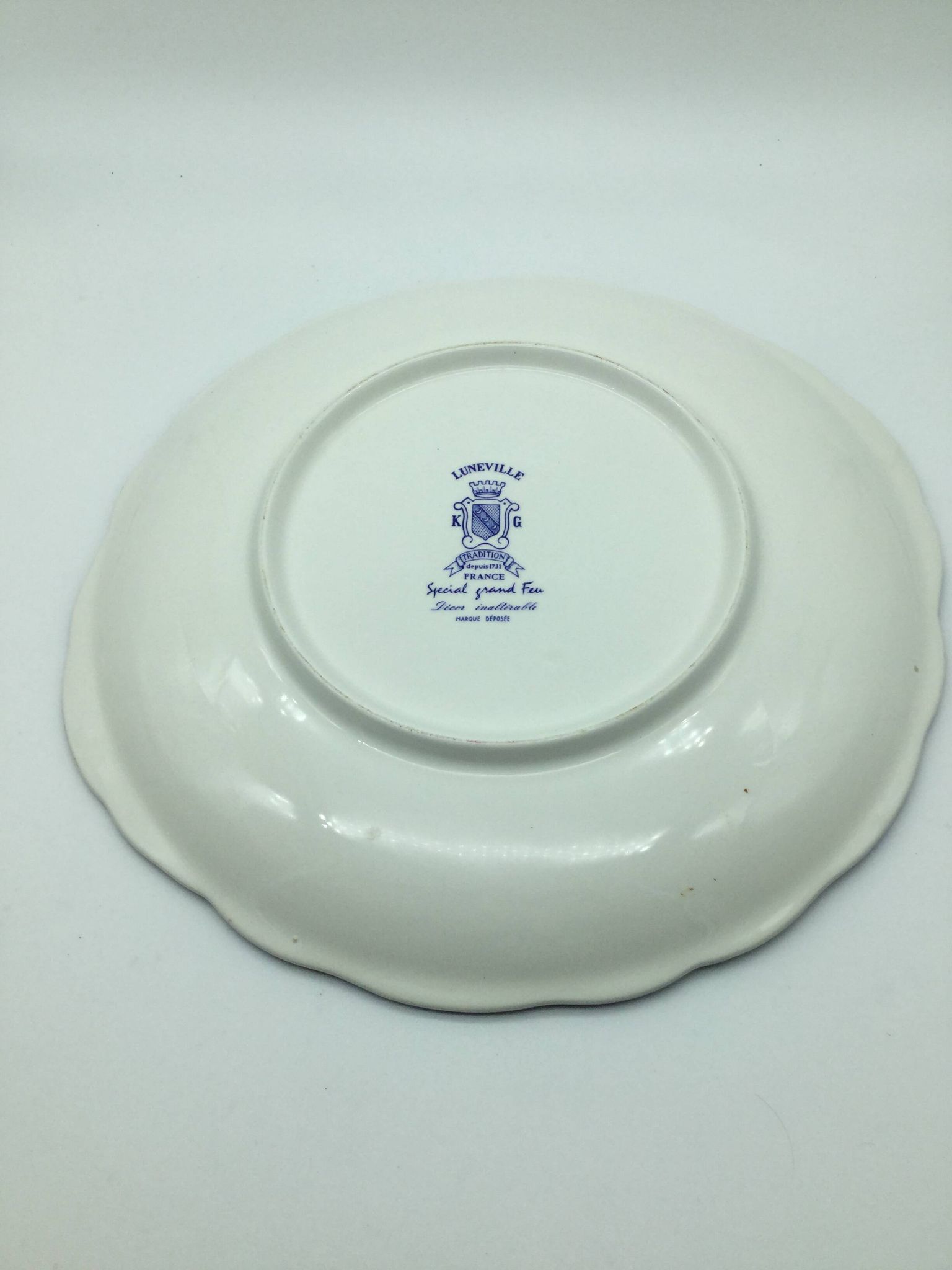 Large blue fire plate 28 cm, Lunéville tradition